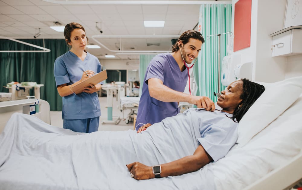 What Is The Difference Between An LPN And A CNA 